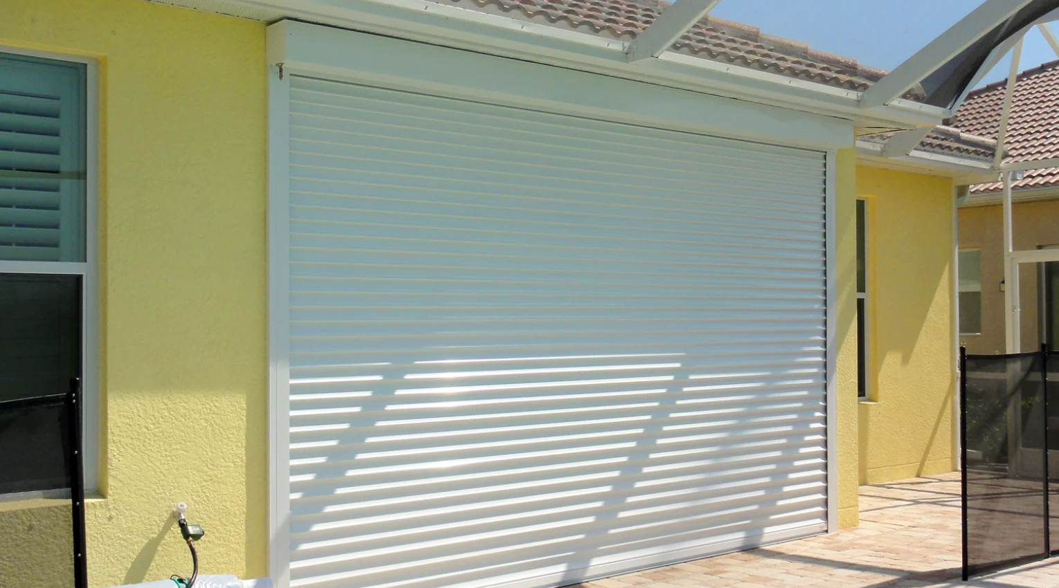 Hurricane roll-down shutters home protection